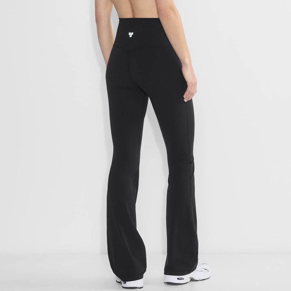 Aritzia TNA Black Flare Leggings